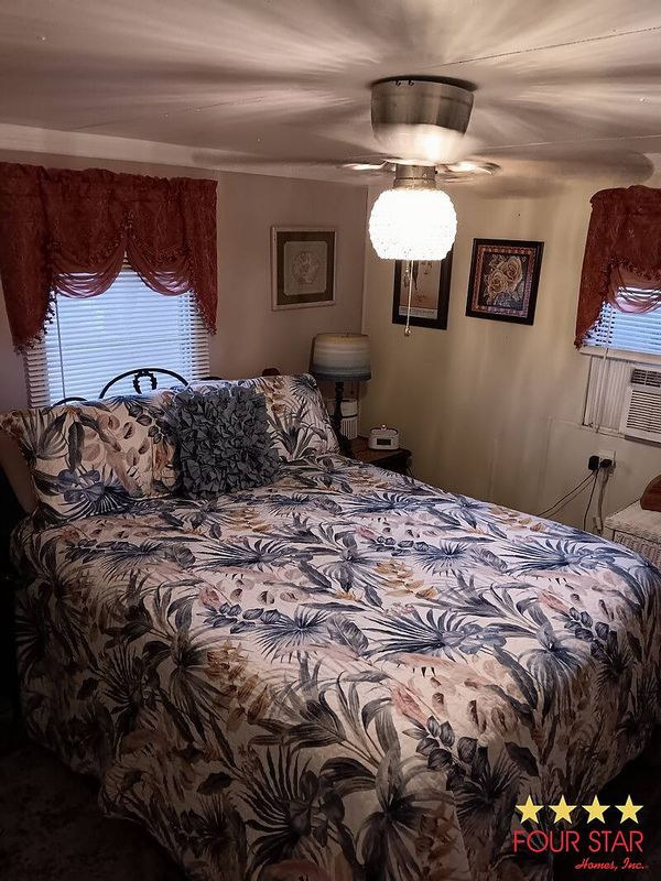 3319 E Dean St, Leesburg FL 34788