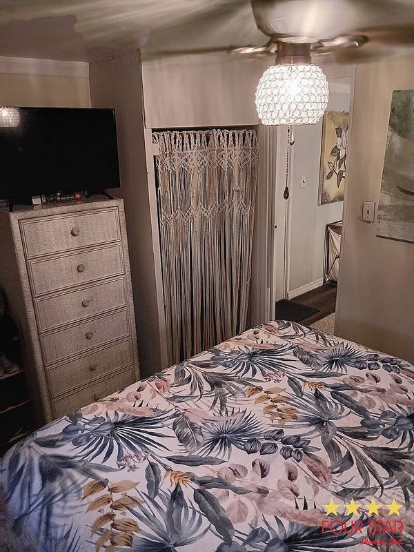 3319 E Dean St, Leesburg FL 34788