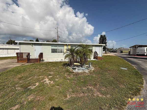 38 Circle Dr, Port Orange FL 32127