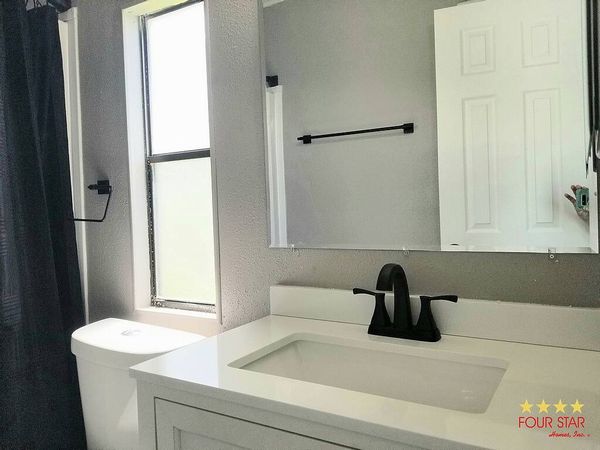 2178 Lakeside, Palmetto FL 34221