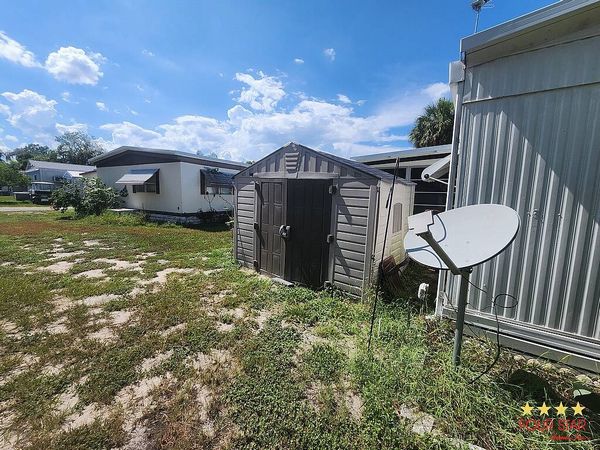13152 GRAPE AVE, Grand Island FL 32735