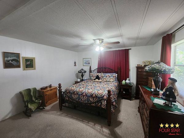 13152 GRAPE AVE, Grand Island FL 32735