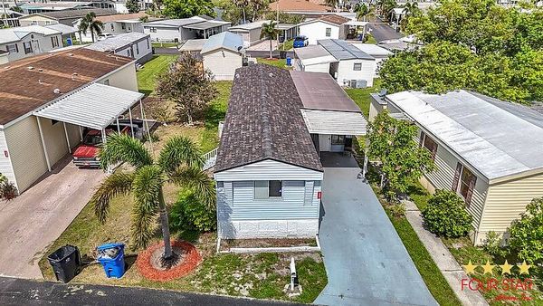 1368 Autumn Dr, Tampa FL 33613