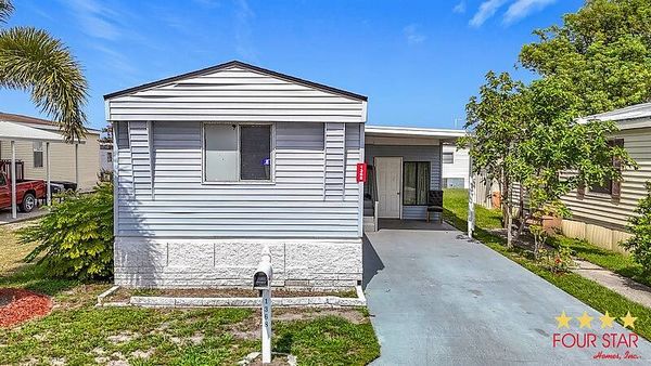 1368 Autumn Dr, Tampa FL 33613