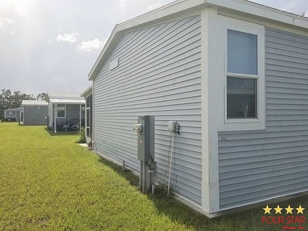 1608 Voyager Dr, Sarasota FL 34234