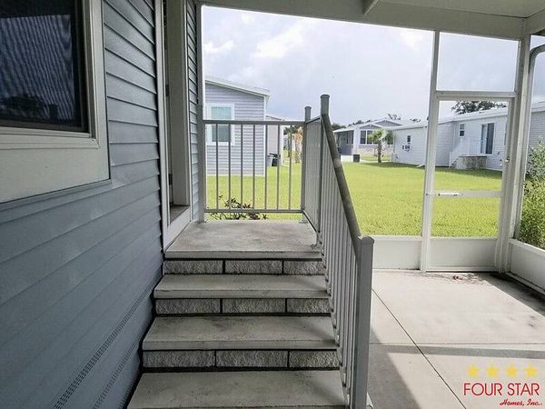 1608 Voyager Dr, Sarasota FL 34234