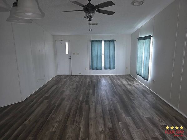 80 Fountain Dr, Leesburg FL 34748