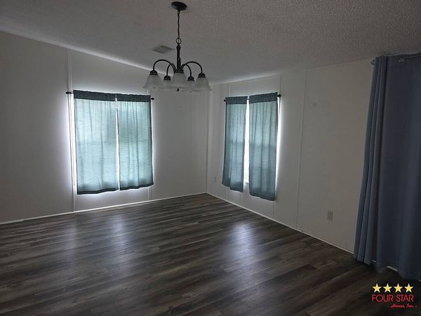 80 Fountain Dr, Leesburg FL 34748