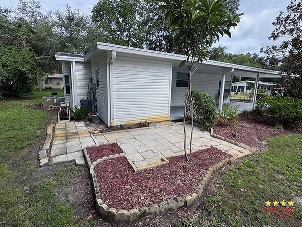 3120 Hickory Tree Ln, DeLand FL 32720