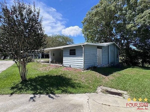 389 Spring Lake Dr, DeLand FL 32720