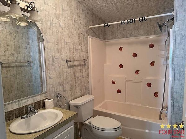 1455 90th Ave, Lot 107, Vero Beach FL 32966