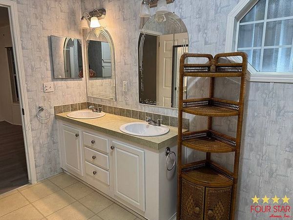 1455 90th Ave, Lot 107, Vero Beach FL 32966