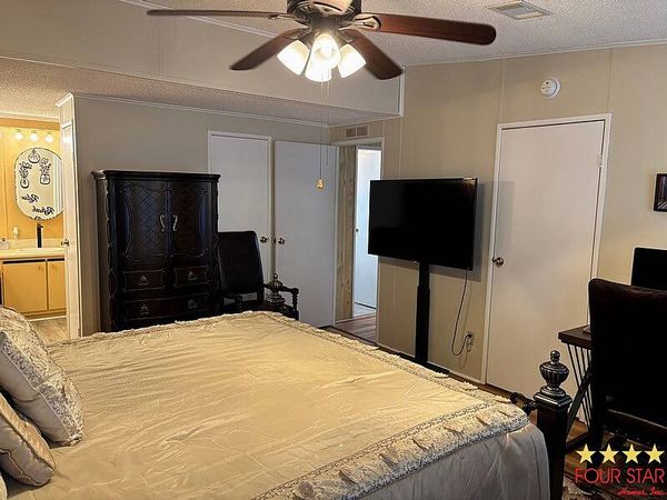 446 Dresden Ct, Orange City FL 32763