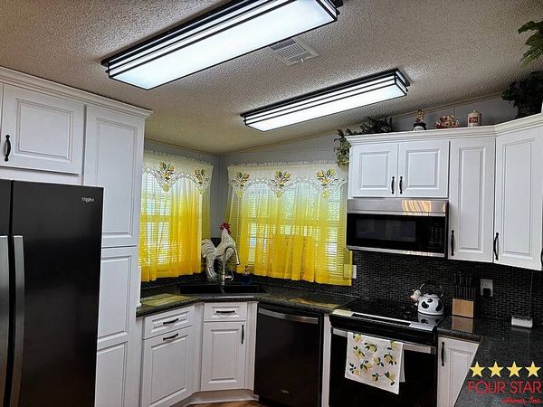 446 Dresden Ct, Orange City FL 32763