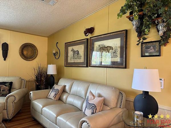 446 Dresden Ct, Orange City FL 32763