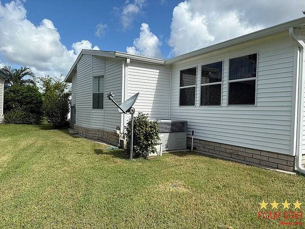 1068 Celebration, Sebring FL 33872