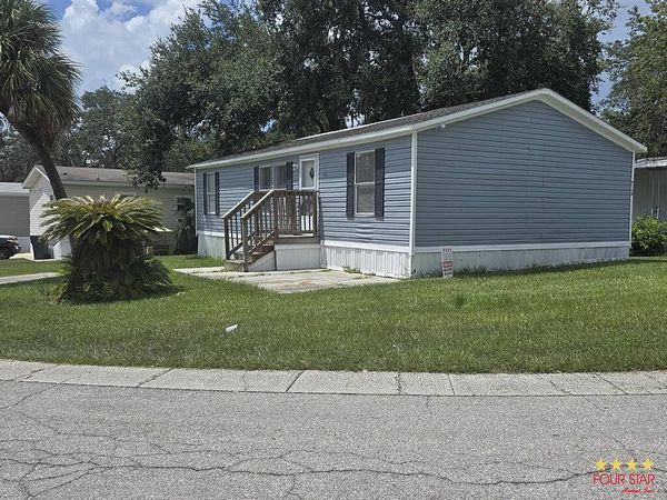9340 Eden Dr, Lot 499, Tampa FL 33610