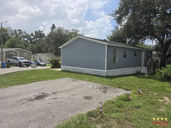 9340 Eden Dr, Lot 499, Tampa FL 33610