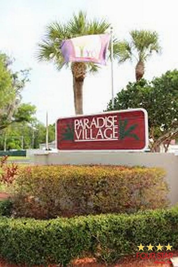 9340 Eden Dr, Lot 499, Tampa FL 33610