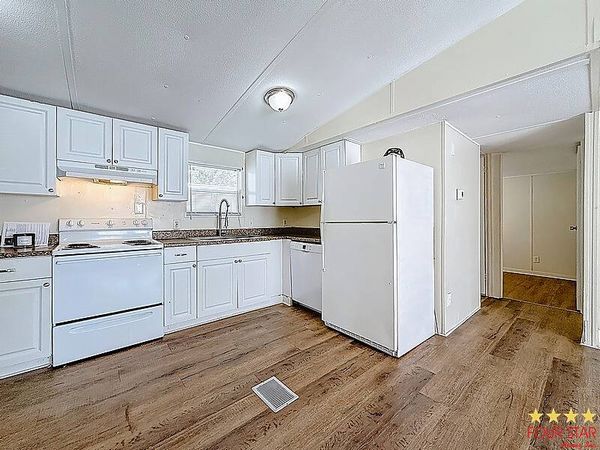 9340 Eden Dr, Lot 499, Tampa FL 33610