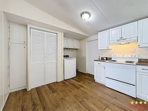 9340 Eden Dr, Lot 499, Tampa FL 33610