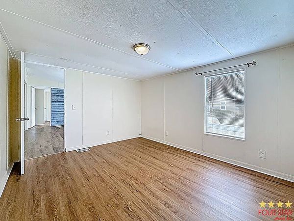 9340 Eden Dr, Lot 499, Tampa FL 33610