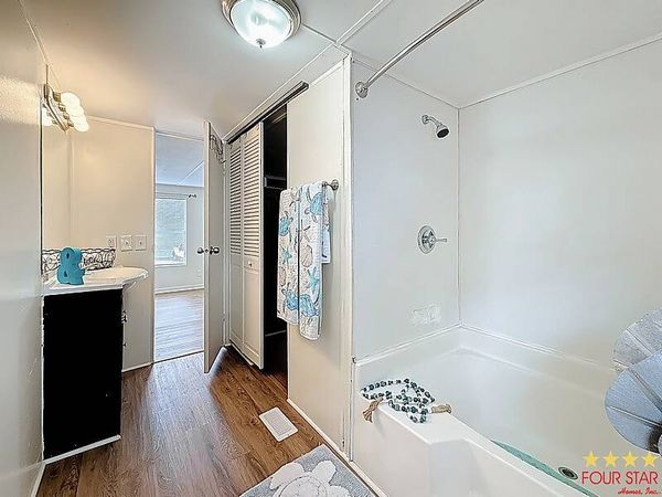 9340 Eden Dr, Lot 499, Tampa FL 33610