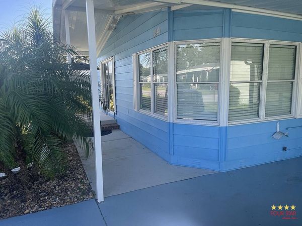 1241 La Flosita Dr, Port Orange FL 32129