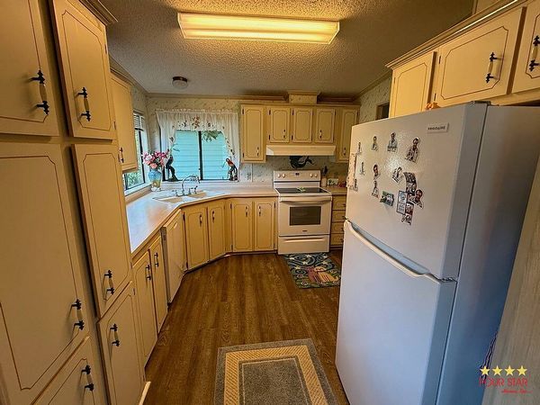 4 Tropical Falls Dr, Ormond Beach FL 32174