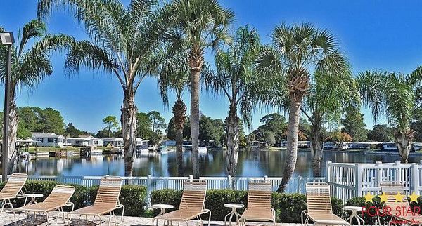 108 Magnolia Way, Leesburg FL 34788