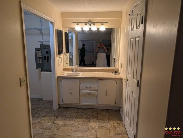 7 Concord Ct, Daytona Beach FL 32119