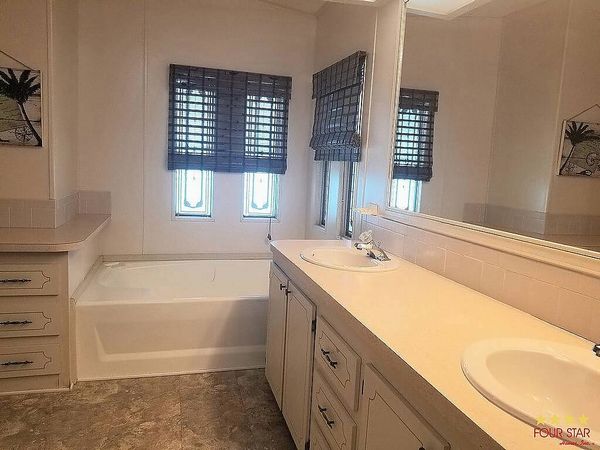 4759 14th St. East, Bradenton FL 34203