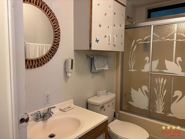429 Pineview Dr, Orange City FL 32763