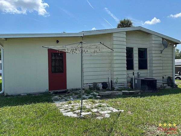 429 Pineview Dr, Orange City FL 32763
