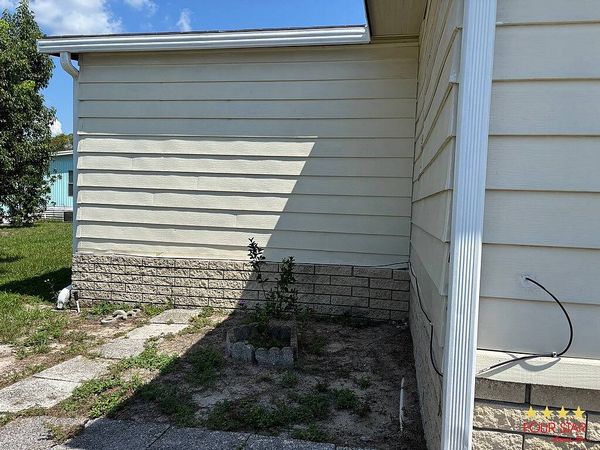 429 Pineview Dr, Orange City FL 32763
