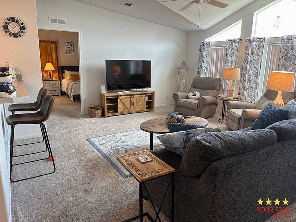 1917 Sunflower, Sebring FL 33872