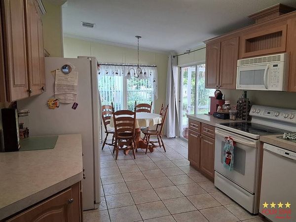 18 Beaumont Ln, Flagler Beach FL 32136