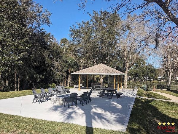 18 Beaumont Ln, Flagler Beach FL 32136