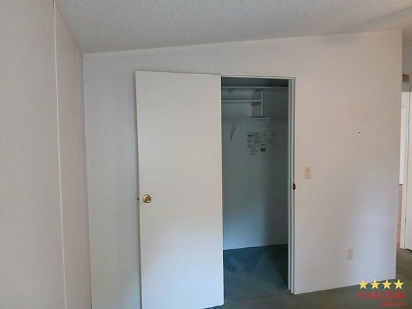 408 Kings Lake Dr, DeBary FL 32713