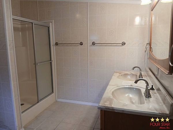 408 Kings Lake Dr, DeBary FL 32713