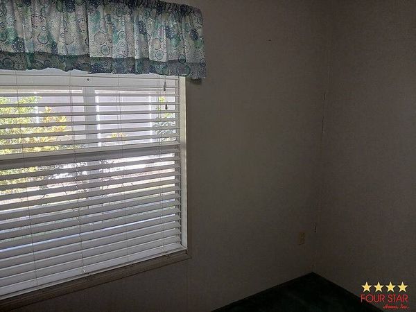 408 Kings Lake Dr, DeBary FL 32713