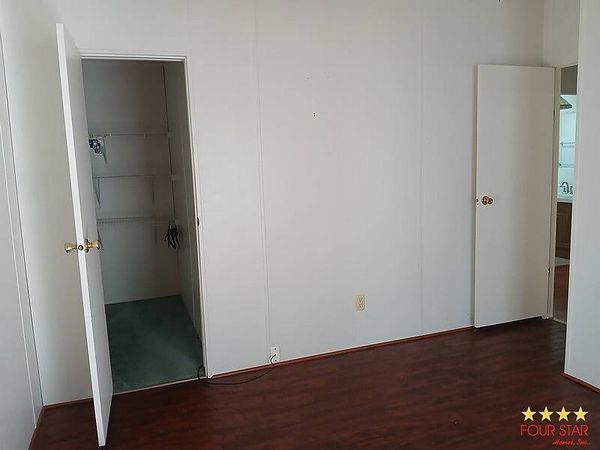 408 Kings Lake Dr, DeBary FL 32713