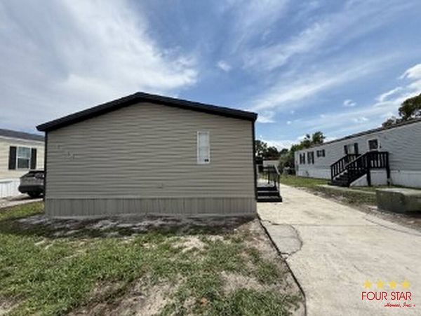 8529 Arrowhead Cir, Lot 4963, Orlando FL 32825