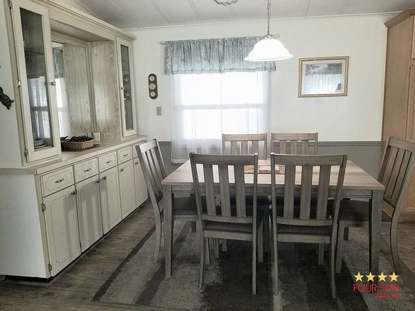 1006 48th Ave Dr. E, Lot 130, Bradenton FL 34203