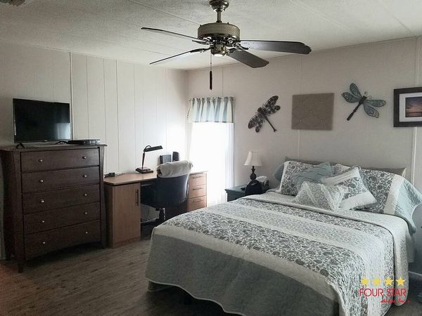 1006 48th Ave Dr. E, Lot 130, Bradenton FL 34203