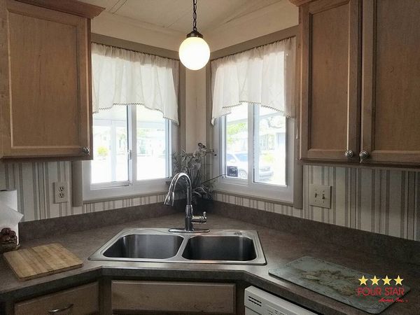1006 48th Ave Dr. E, Lot 130, Bradenton FL 34203