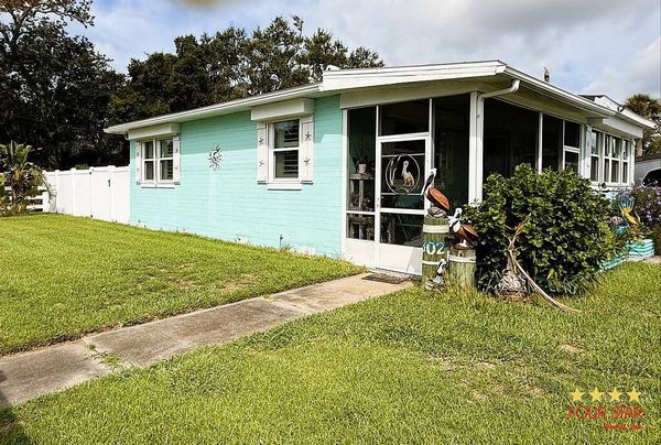302 Riverside Dr, Holly Hill FL 32117