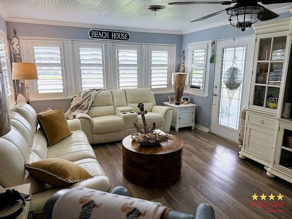 302 Riverside Dr, Holly Hill FL 32117