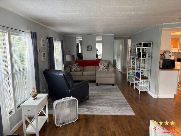 545 Plymouth St, Vero Beach FL 32966