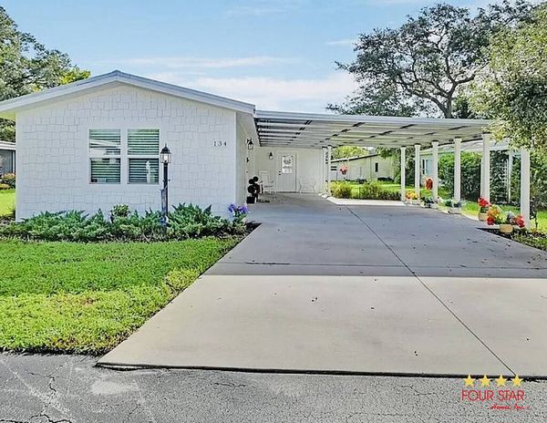 134 Sycamore Ln, Lake Helen FL 32744